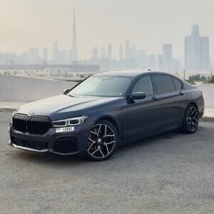 بي إم دبليو 750Li 2020