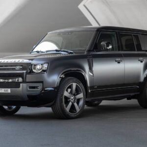 لاند روفر ديفندر أسود