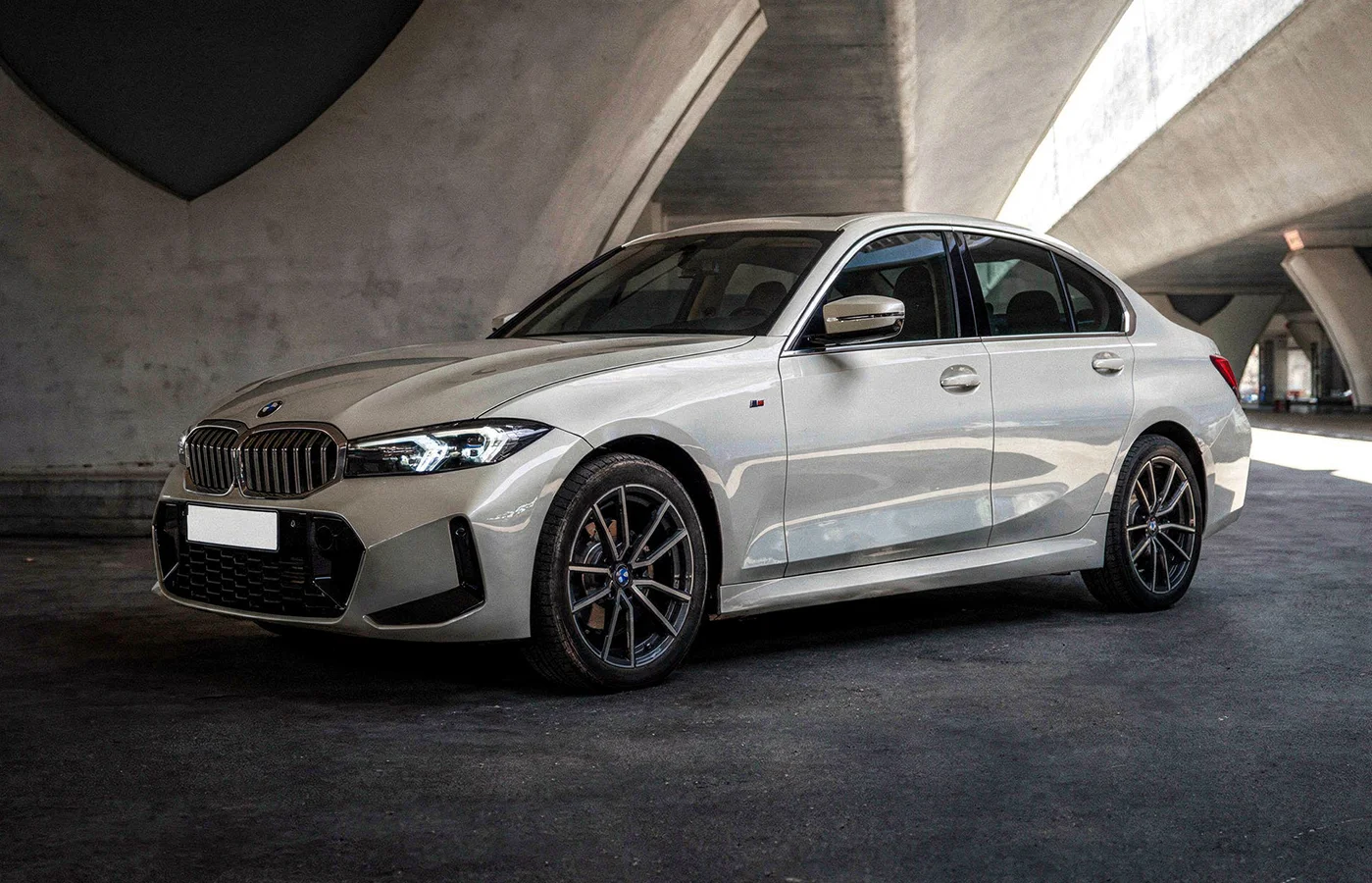 BMW 320i